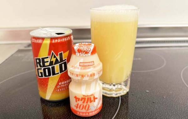 まだそのまま飲んでる？　まさかの割り方に「声上げた」「売ってたら買う」