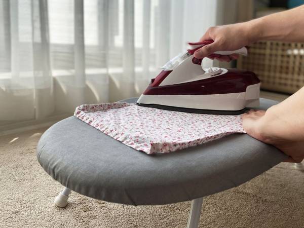 『アイロン』のお手入れで気を付けるべきポイント　メーカーの解説に「勉強になった」