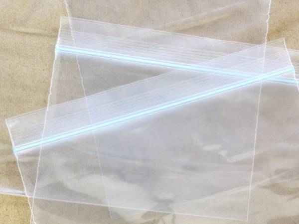 フリーザーバッグをそう使うとは…　活用法に「考え付かなかった」「すごい」