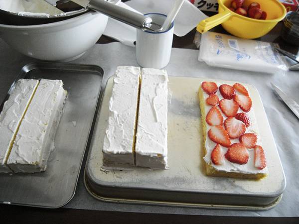 ショートケーキを作った男性　よく見ると…「発想の勝利」「最高か！」