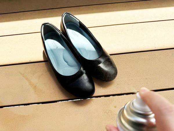 防水スプレーの効果を長持ちさせるには？　「誰か教えてよ」「梅雨ずっとやる」