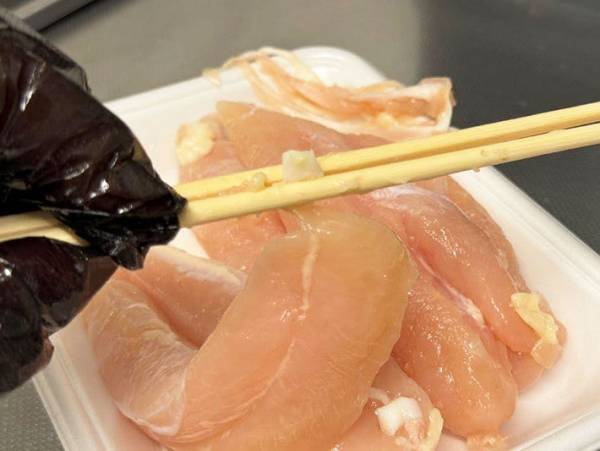 「こんな便利だったの」　割り箸が『アレ』の代用にピッタリだった！