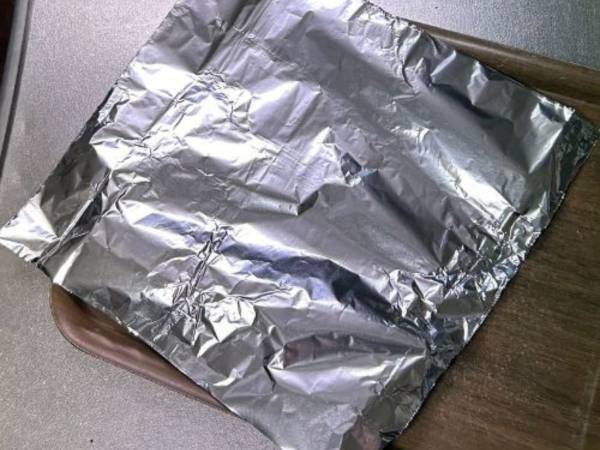 『アルミホイル』が料理に大活躍！　活用テクに「真似します」「楽になる」