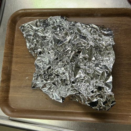 『アルミホイル』が料理に大活躍！　活用テクに「真似します」「楽になる」