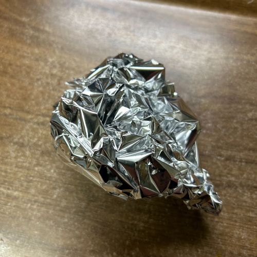 『アルミホイル』が料理に大活躍！　活用テクに「真似します」「楽になる」