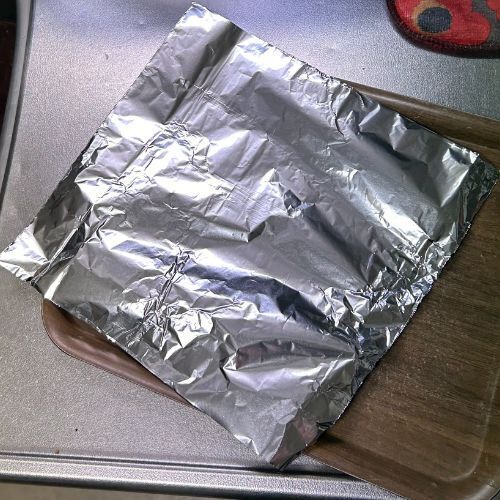 『アルミホイル』が料理に大活躍！　活用テクに「真似します」「楽になる」