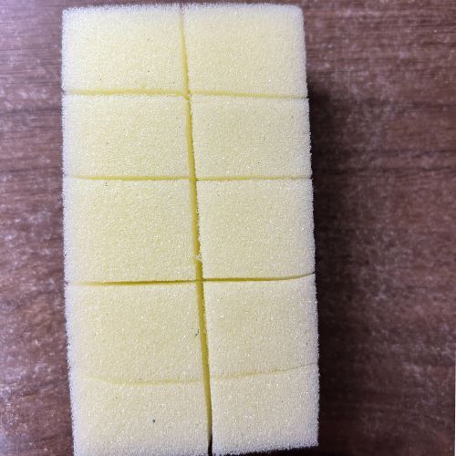 スポンジに切り込みを入れてみて！　メリットに「ナイスアイディア」「やってみる」