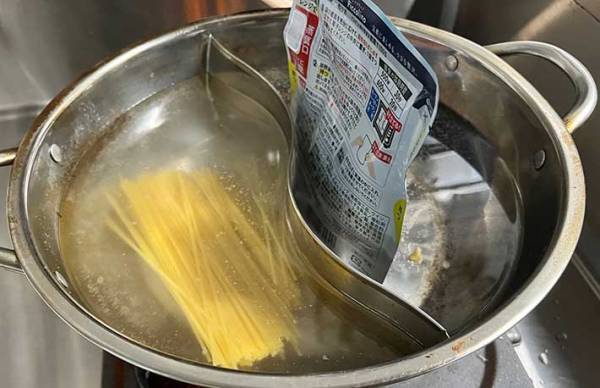 「その手があったか！」　驚きのパスタの茹で方に「やるやん」「発想の勝利」