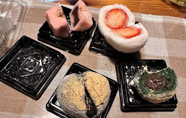 イチゴ大福を買いに来た男の子　店長に声をかけ…　「そりゃこうなる」「泣いた」