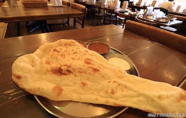 ６歳児が巨大ナンと対面し…　まさかの結末に「才能を感じる」「マジか」