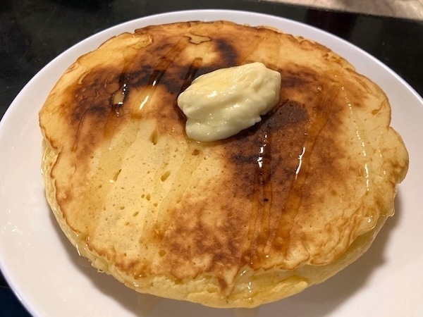 パンケーキ作り、牛乳の代わりに入れてみて　企業の助言に「考えもしなかった」「もっちり」