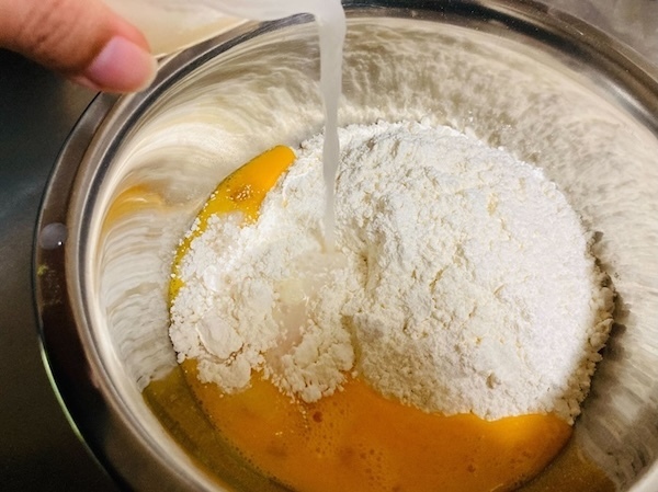 パンケーキ作り、牛乳の代わりに入れてみて　企業の助言に「考えもしなかった」「もっちり」