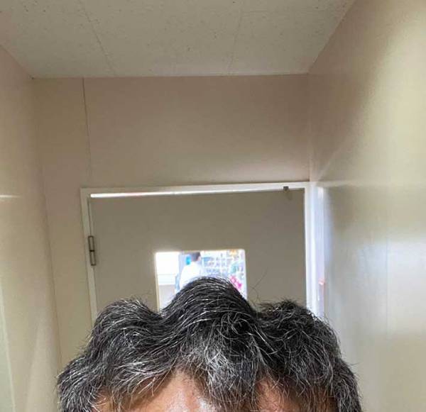 「ヘルメットを被るべき」　男性の投稿に「注意喚起かと思ったら…」「爆笑した」