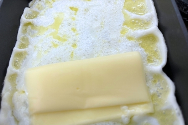 余った卵白を冷凍したら「優秀すぎた」　ローソン公式の活用法に絶賛の声