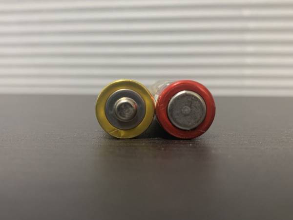 「電池から液体が漏れてる！」　企業が説明する原因に「勉強になりました」