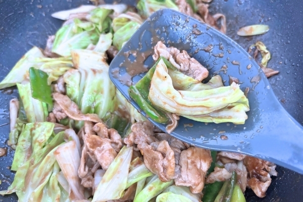 回鍋肉の隠し味にソレ？　ロッテ公式サイトの情報に「意外とアリ」「クセになる」