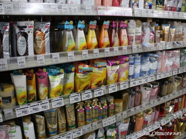 シャンプーとリンスを別ブランドで使用　続けていると…？