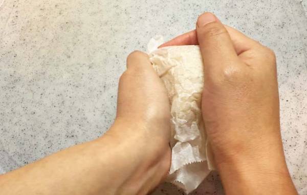 ラップは使わない！　おにぎりはアレで握ると「もう戻れないかも」