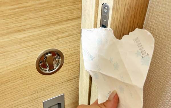 もしもトイレに閉じ込められたら？　トイレの『アレ』を使って脱出！