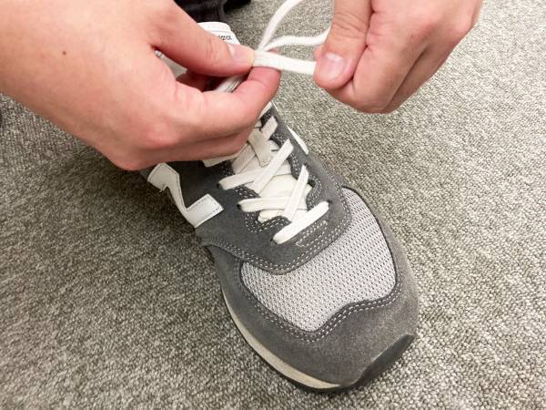 靴紐どうやって結んでる？　『しまむら』が教えるテクニックに反響