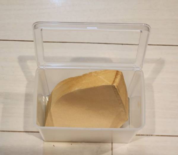 セリアの『中が見えるBOX』が便利！　意外な使い方はアイディア次第