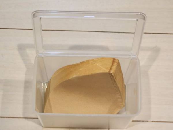 セリアの『中が見えるBOX』が便利！　意外な使い方はアイディア次第