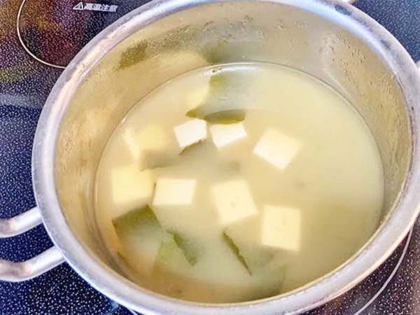 味噌汁が余ったらコレ！　日清のレシピに「簡単」「ちょっと豪華」