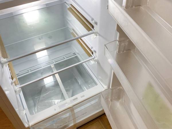 冷蔵庫を開けたら中がびしょびしょ　一体なぜ？　企業の解説に「確認してみます」