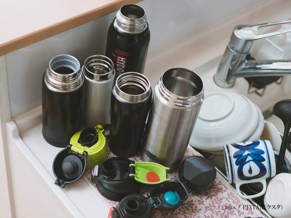 「絶対にやらないでください」　水筒の注意喚起に「怖すぎる」「広まるべき」