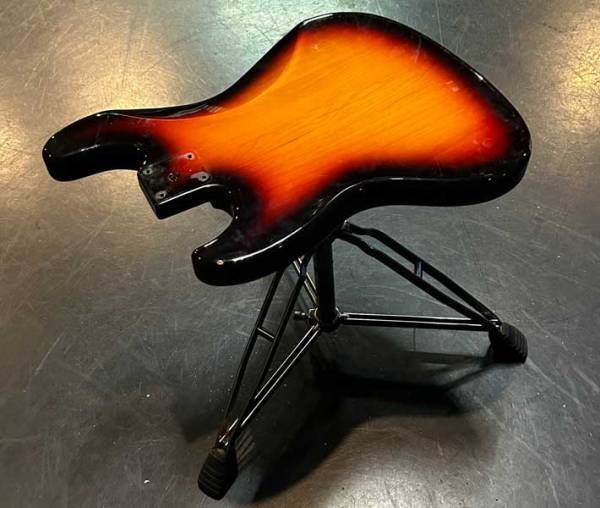 男性「壊れてどうしようもないベース」　変身した姿に「え、すご」「天才かよ」