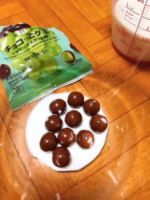 グミと牛乳をレンチンしたら？　融合後の姿に「これはまさに…」