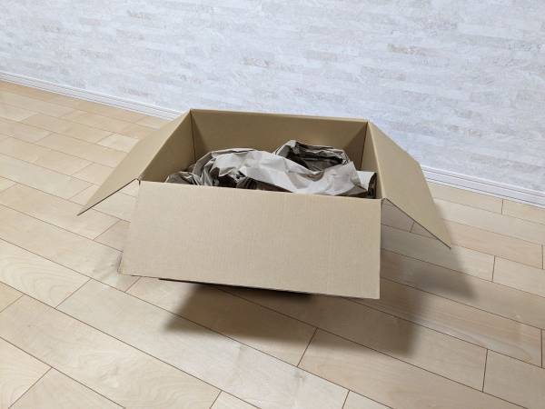 ベランダに溜めたダンボール、アレのすみかに…　「絶対にダメ」「ゾッとした」