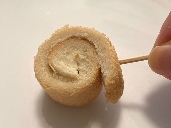 余ったパンの耳の思いがけない活用法　「手が止まらない」「リピート決定」