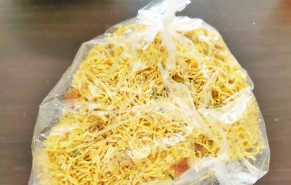 ソースが決め手の『あのカップ麺』　お好み焼きにしたらおいしかった