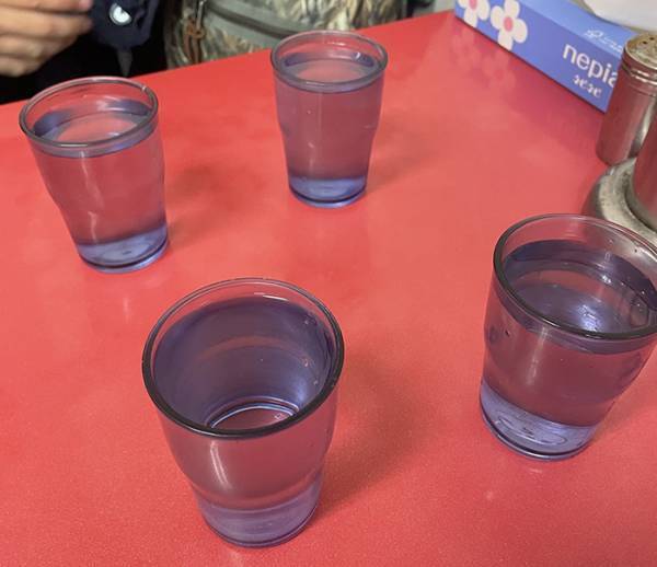 回転寿司でトイレに行った男性　席に戻ってくると？「泣いた」「マジでこれ」