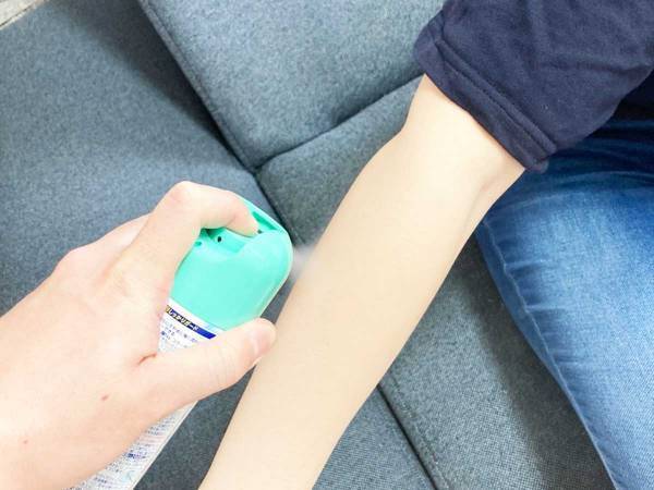 虫よけスプレーが効かない原因は、日焼け止め？　アース製薬の説明に「知らなかった」