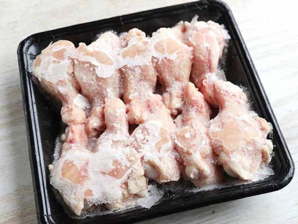 手羽元あったらこれ作って！　炊飯器に入れるだけのレシピに「うまみがヤバい」