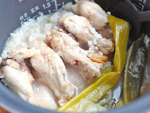 手羽元あったらこれ作って！　炊飯器に入れるだけのレシピに「うまみがヤバい」