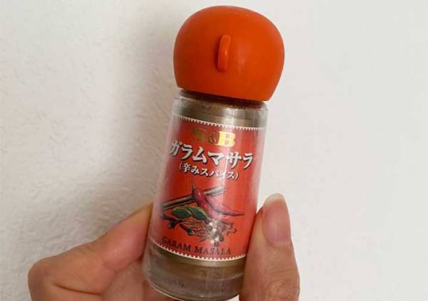 「気付かなかった！」　エスビーのスパイス、ふたを見ると？