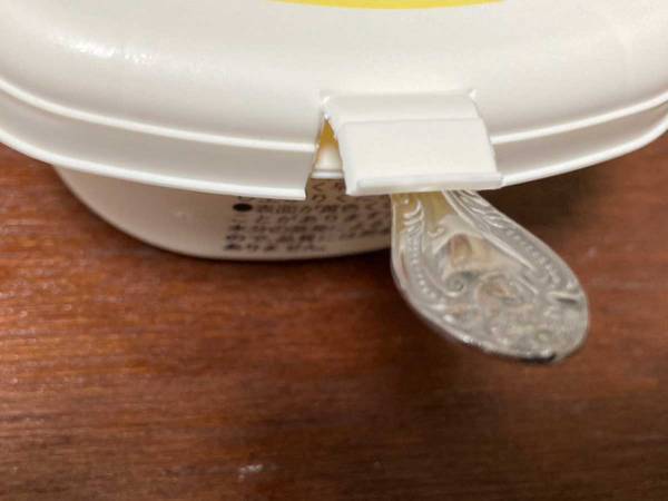 バターナイフの入れっぱなしはNG？　明治の説明に「知らなかった」