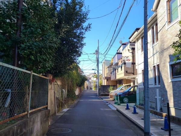 自転車は左側通行　では歩行者は？　「逆歩いてたかも」「曖昧だった…」