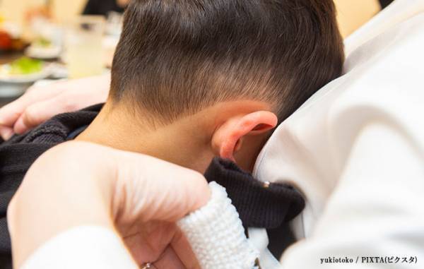 幼稚園に行きたがらない息子　母が理由を尋ねると…「なんだか胸が痛い」「泣ける」