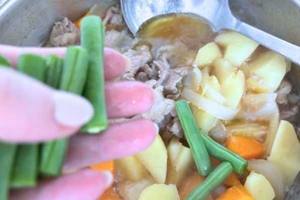 肉じゃがにちょい足ししたら『うますぎた』　隠し味に「想像もしてなかった」「好相性」