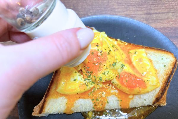 オリーブオイルと卵でコレできました　「絶対うまいやつ」「毎朝でもいい」