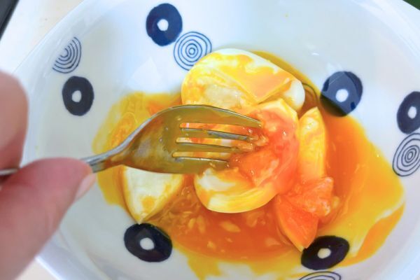 オリーブオイルと卵でコレできました　「絶対うまいやつ」「毎朝でもいい」