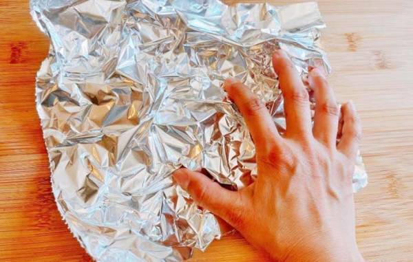 アク取り、まだおたま使ってる？　丸めたアレで「すっきり！」