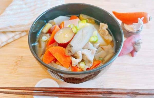 アク取り、まだおたま使ってる？　丸めたアレで「すっきり！」