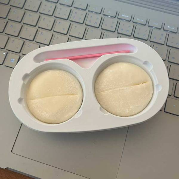 『雪見だいふく』に線を引くと？　「笑った」「それにしか見えない」