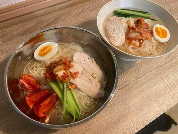 冷麺の麺を『アレ』にすると？　レシピに「名案」「絶対にうまい」