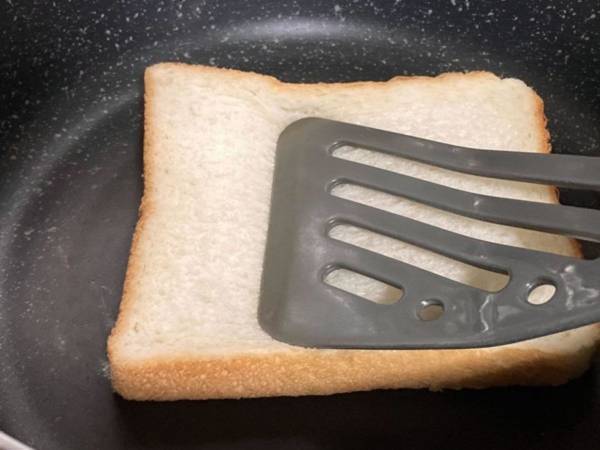 『こんな使い方が！』　食パンにまつわるアッと驚く裏技３選に「知らなかった」